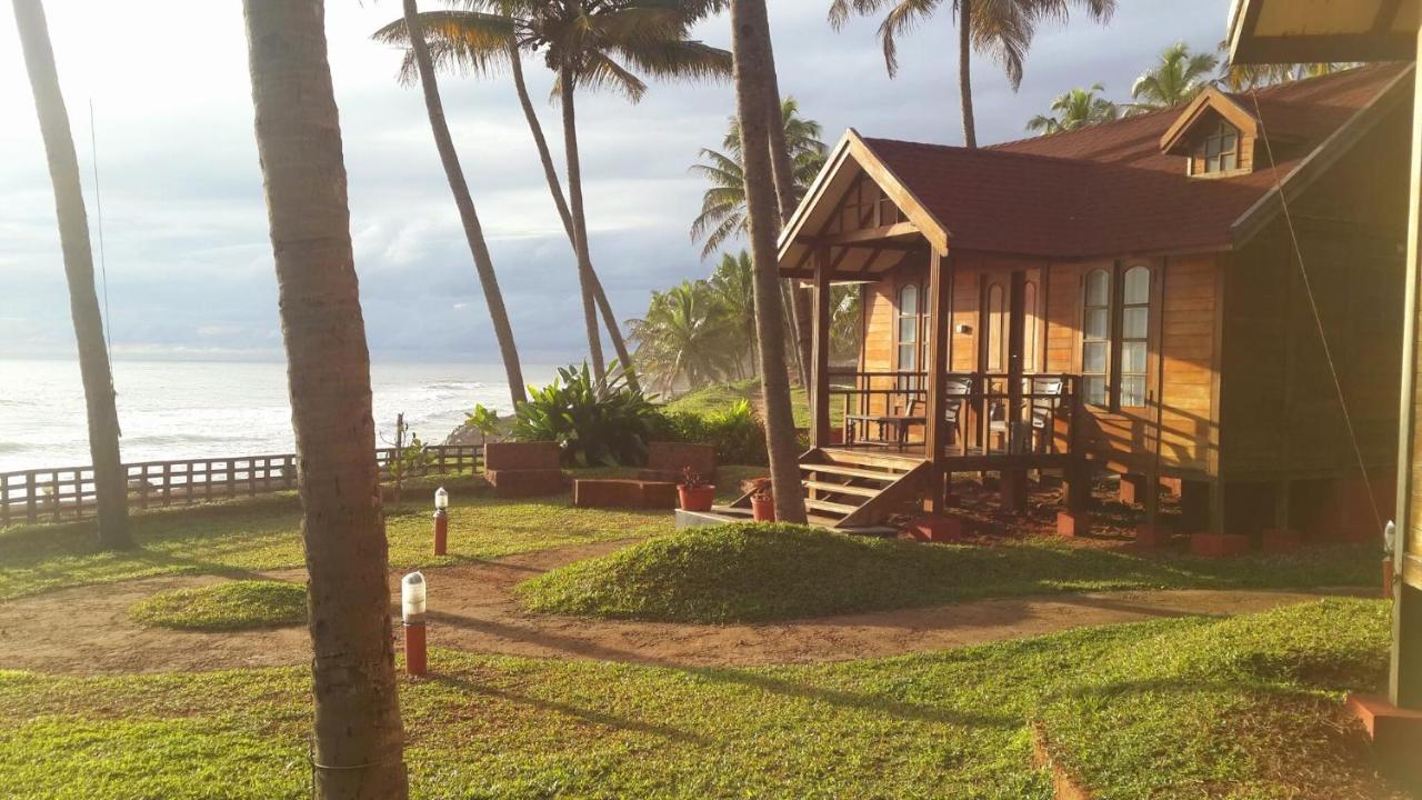 Blue Water Beach Resort Varkala Extérieur photo