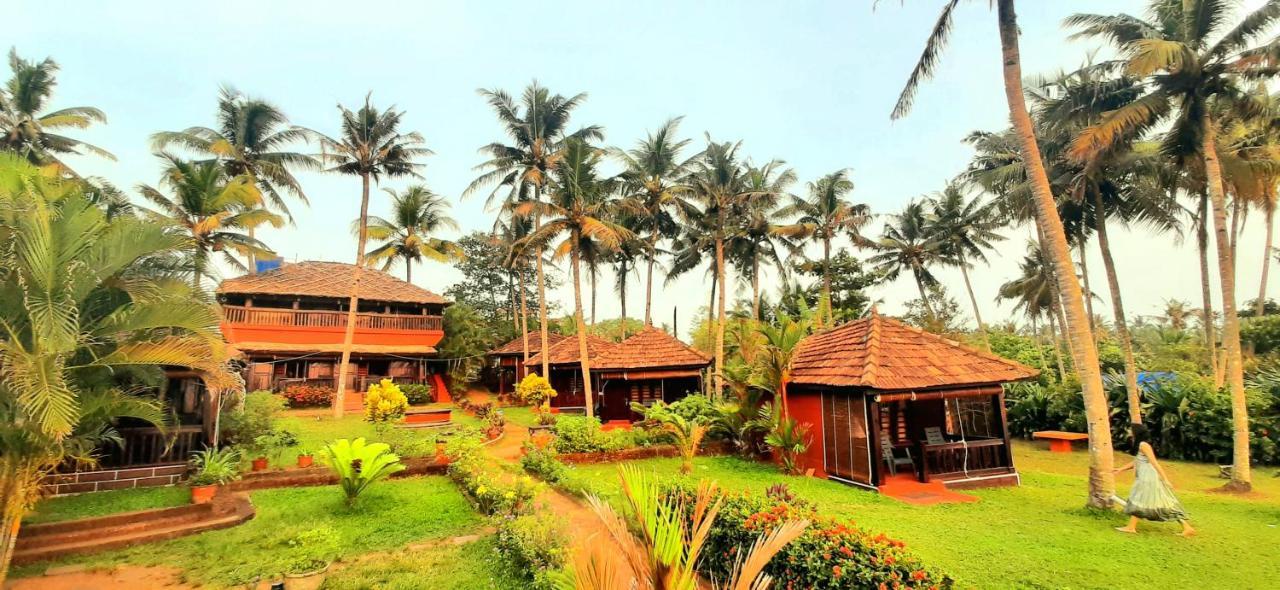 Blue Water Beach Resort Varkala Extérieur photo