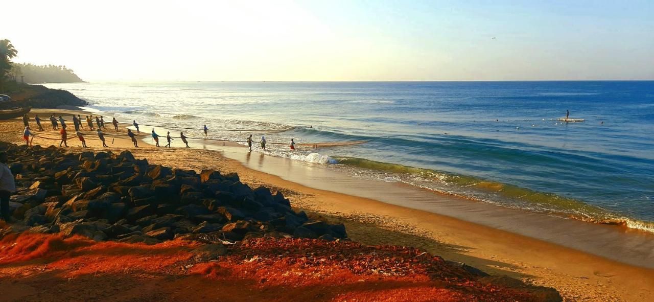 Blue Water Beach Resort Varkala Extérieur photo