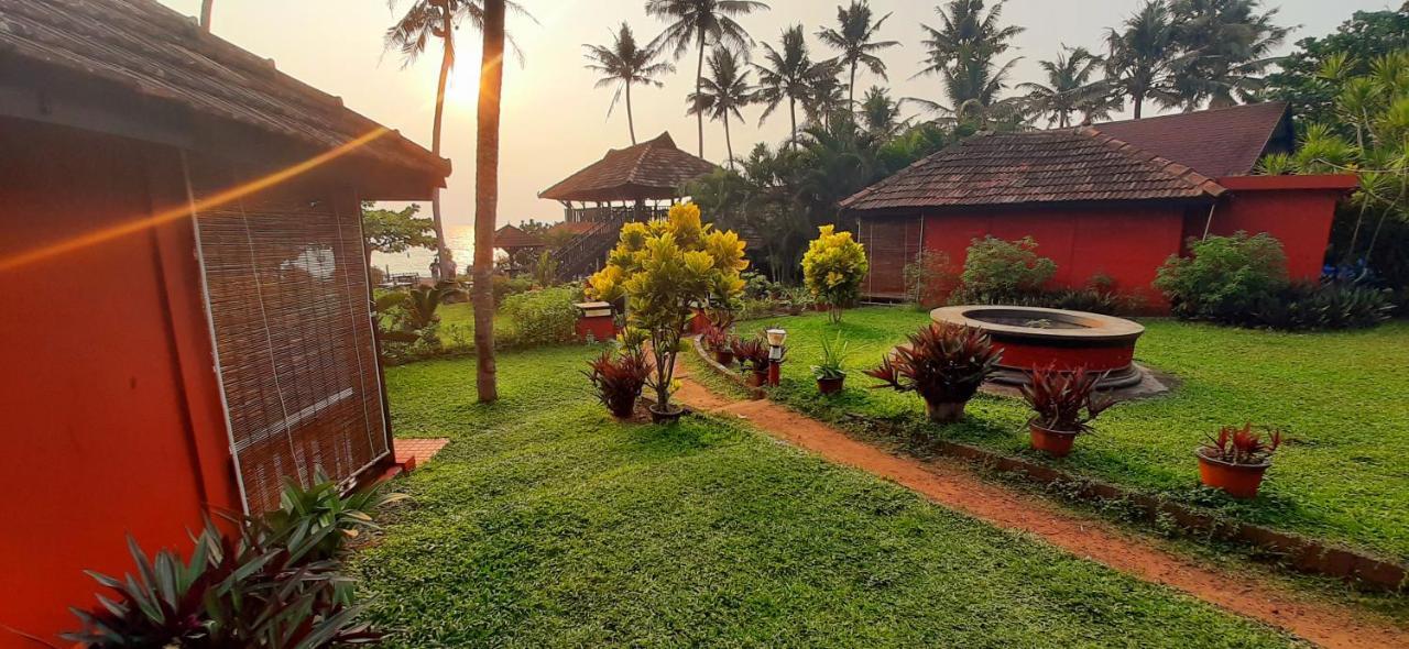 Blue Water Beach Resort Varkala Chambre photo
