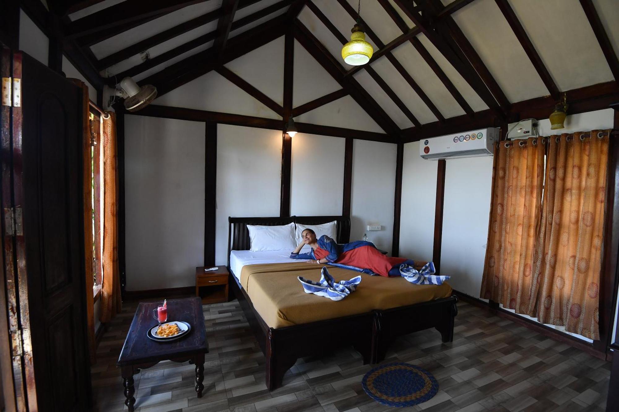 Blue Water Beach Resort Varkala Extérieur photo
