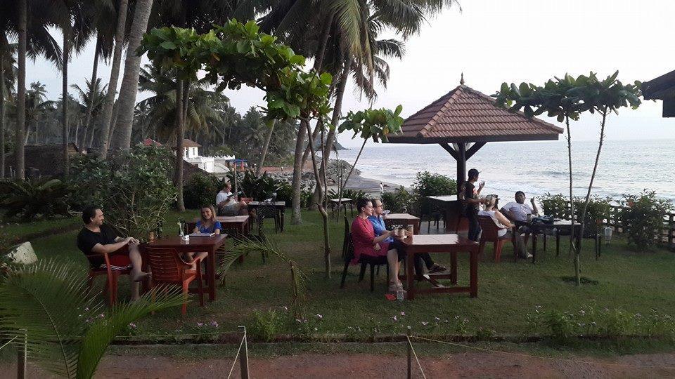 Blue Water Beach Resort Varkala Extérieur photo