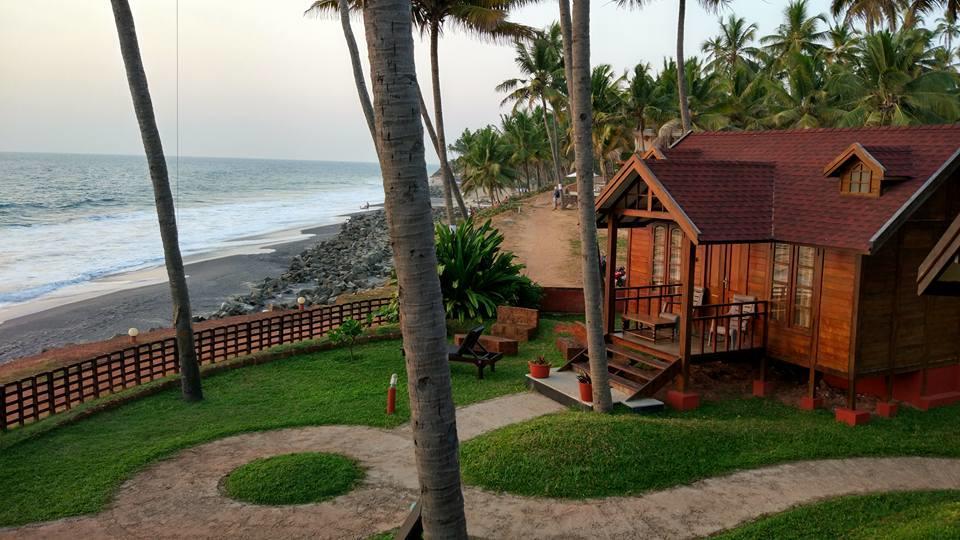 Blue Water Beach Resort Varkala Extérieur photo