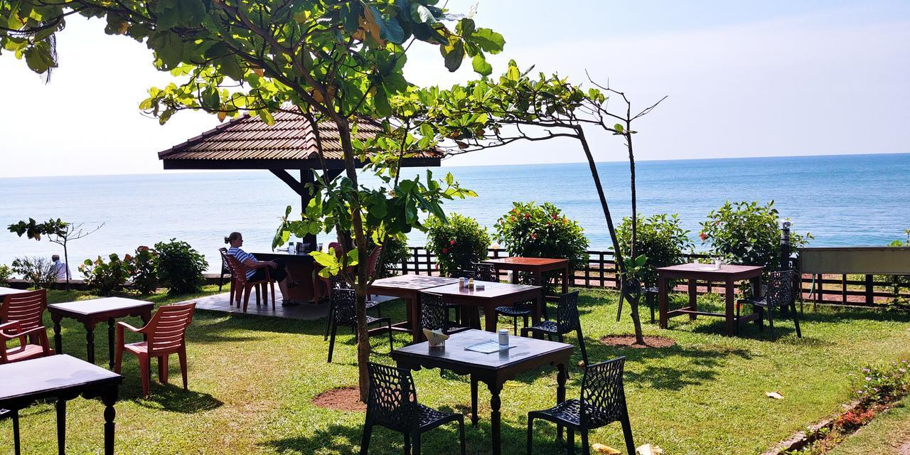 Blue Water Beach Resort Varkala Extérieur photo