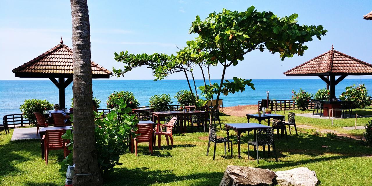 Blue Water Beach Resort Varkala Extérieur photo